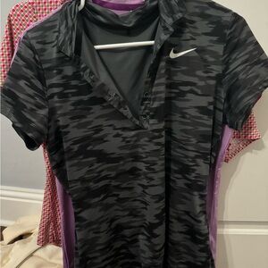 Set of 5 golf shirts